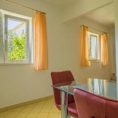 Apartments Joseph And Mary Trogir Exterior photo